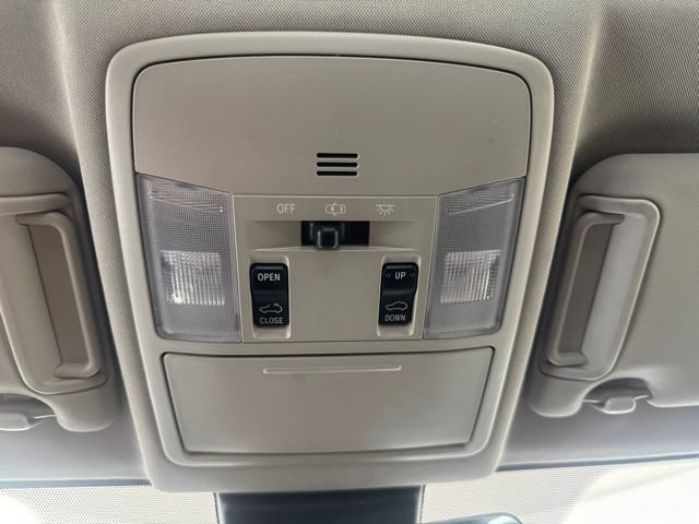 Used 2018 Toyota RAV4 Limited FWD image 14
