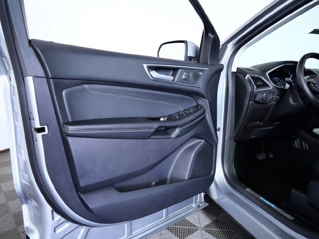 Certified 2020 Ford Edge Titanium w/ Equipment Group 301A AWD/4WD image 16