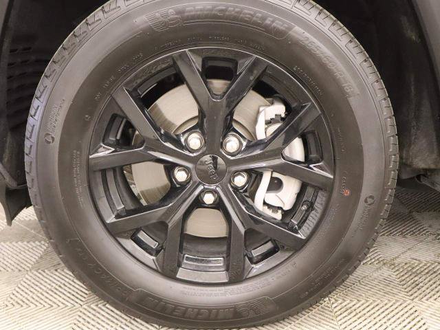 Used 2025 Jeep Grand Cherokee L Laredo AWD/4WD image 25