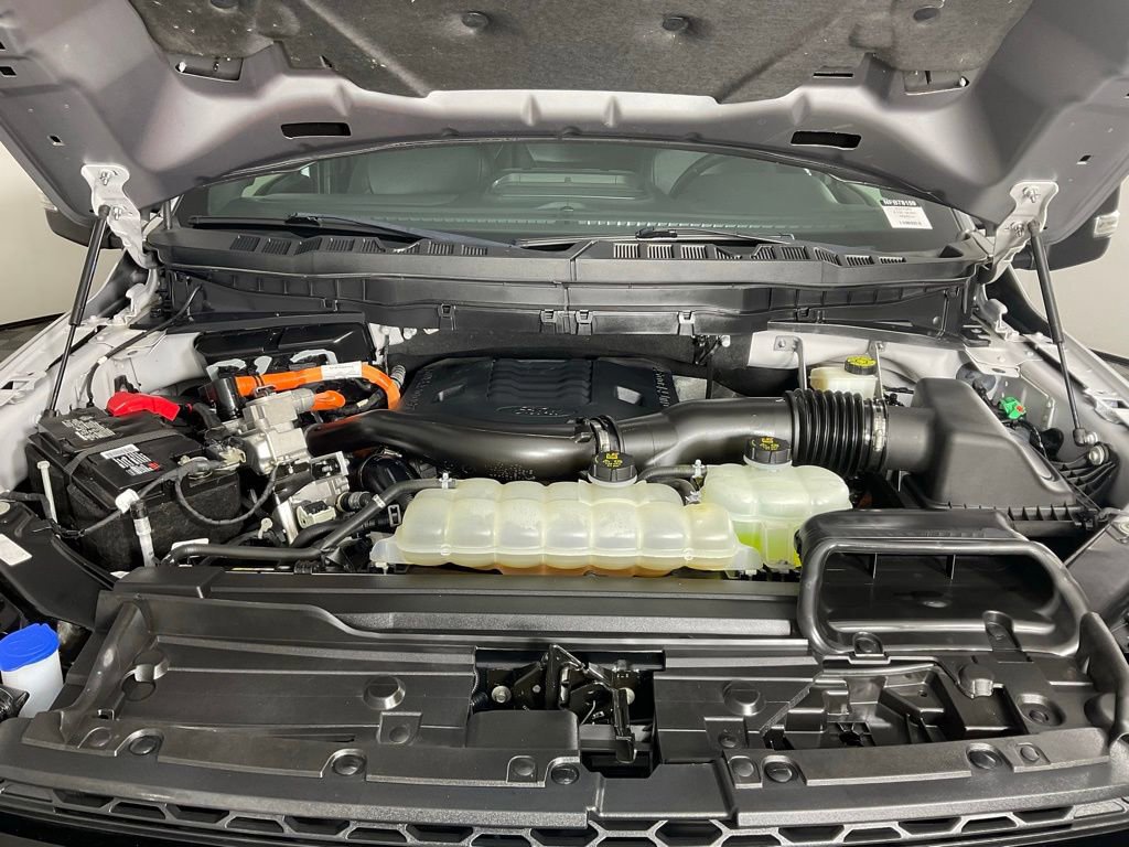 Certified 2022 Ford F150 XLT w/ Equipment Group 302A High image 9