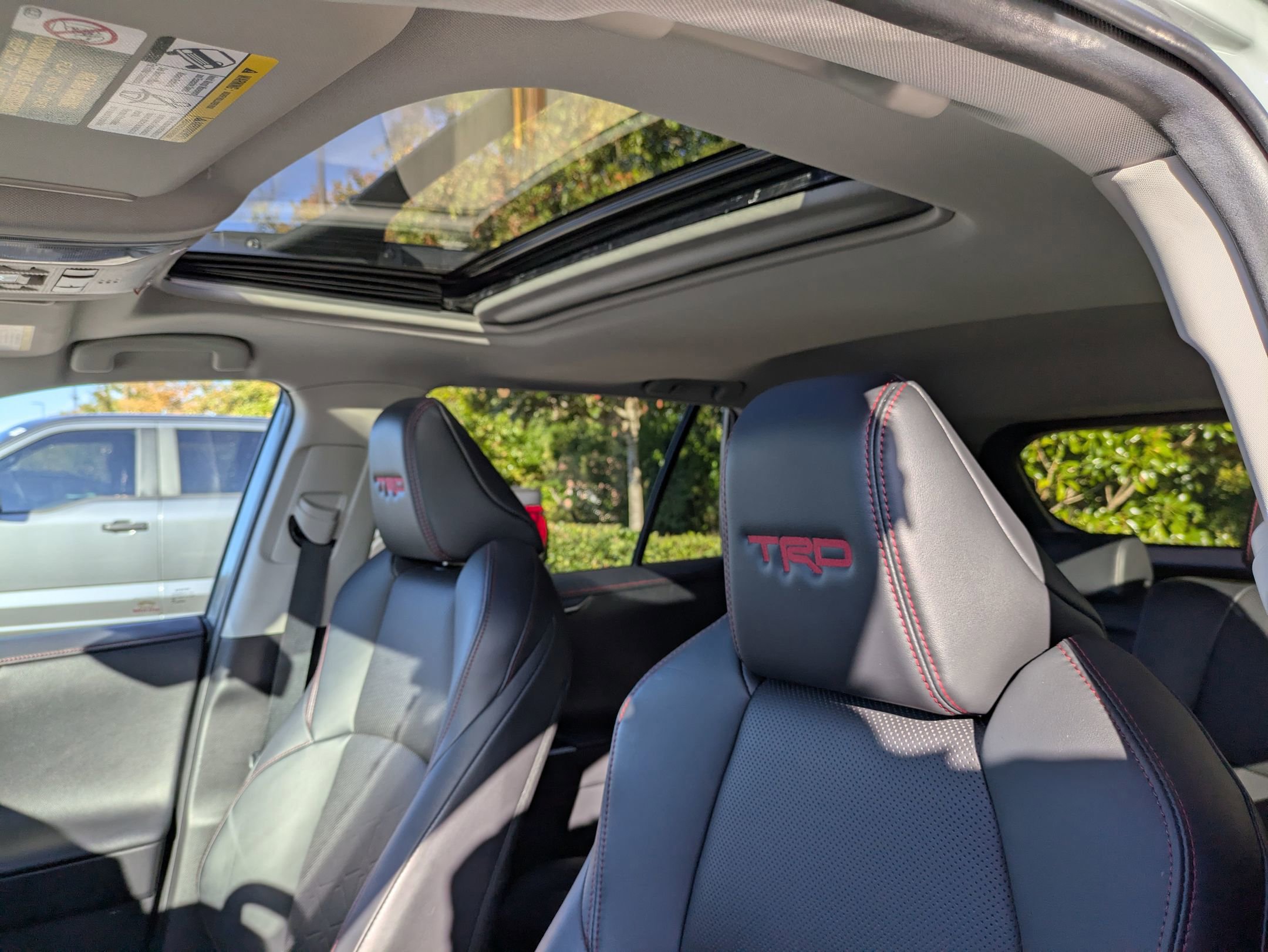 Used 2020 Toyota RAV4 TRD Off-Road image 28