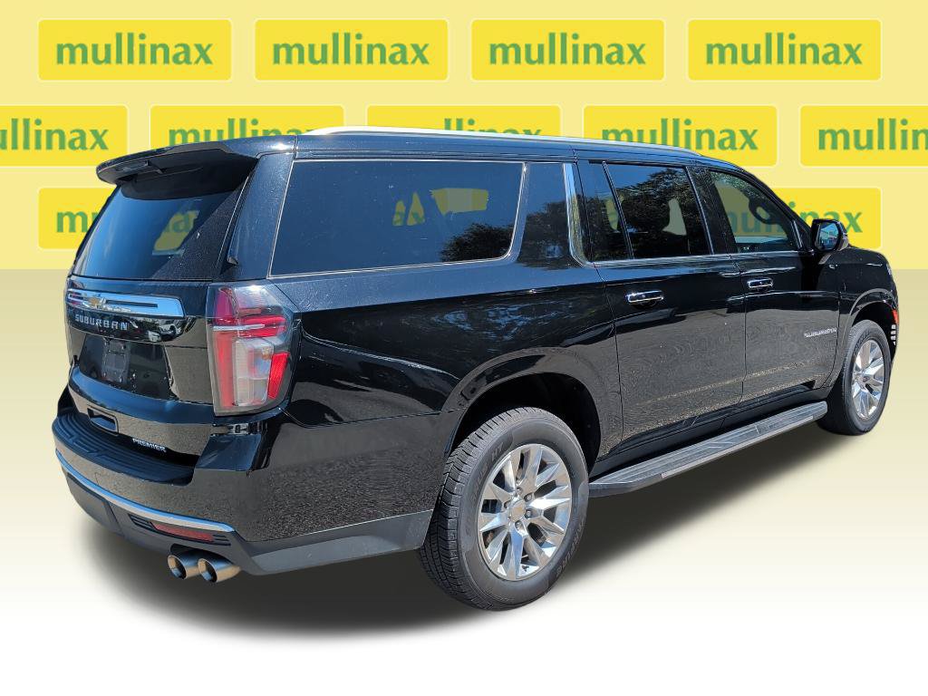 Used 2024 Chevrolet Suburban Premier RWD image 6