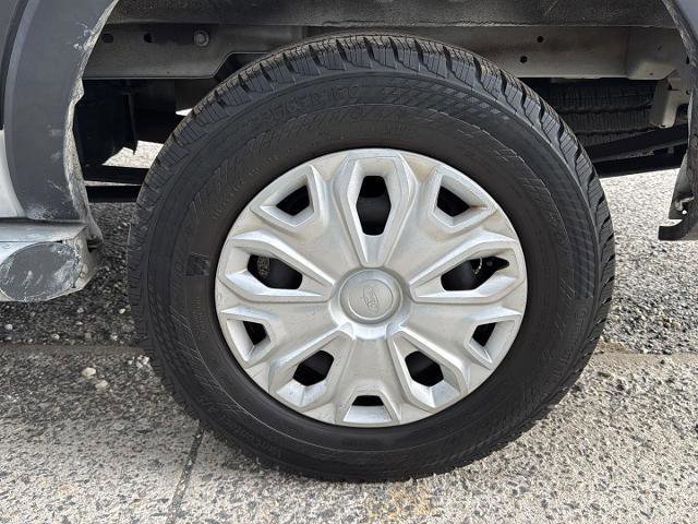 Certified 2022 Ford Transit 250 w/ Exterior Upgrade Package image 27