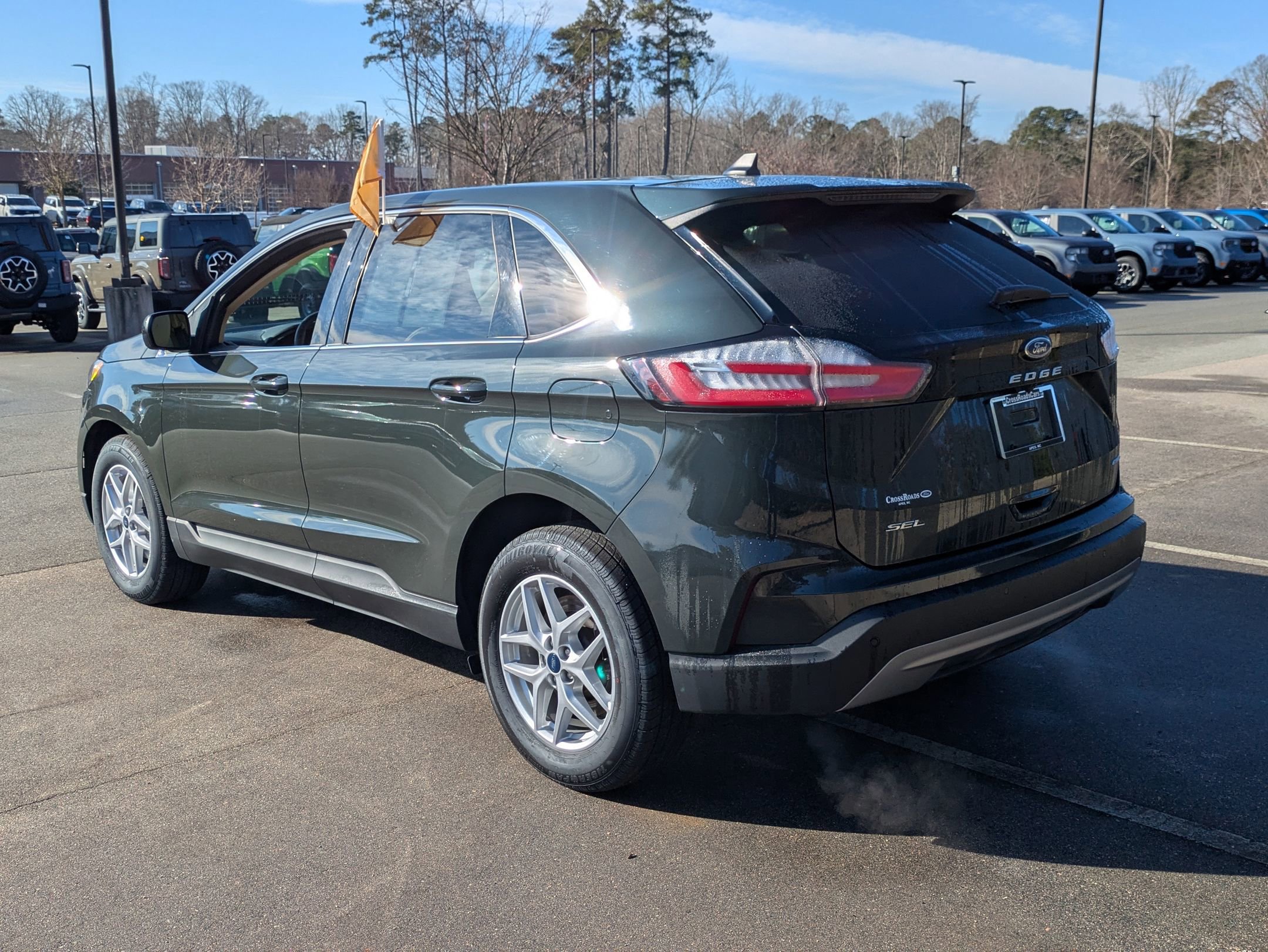 Certified 2022 Ford Edge SEL w/ Convenience Package image 4