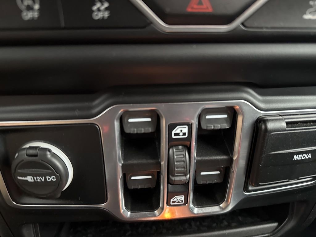 Used 2021 Jeep Gladiator Sport w/ Quick Order Package 24Q 80Th image 19