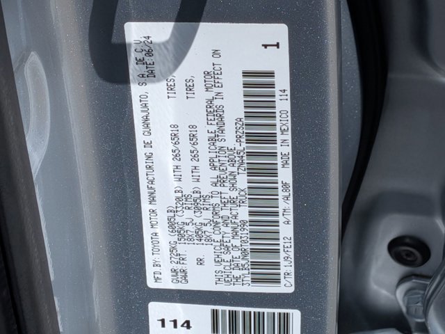 Used 2024 Toyota Tacoma TRD Sport AWD/4WD image 39