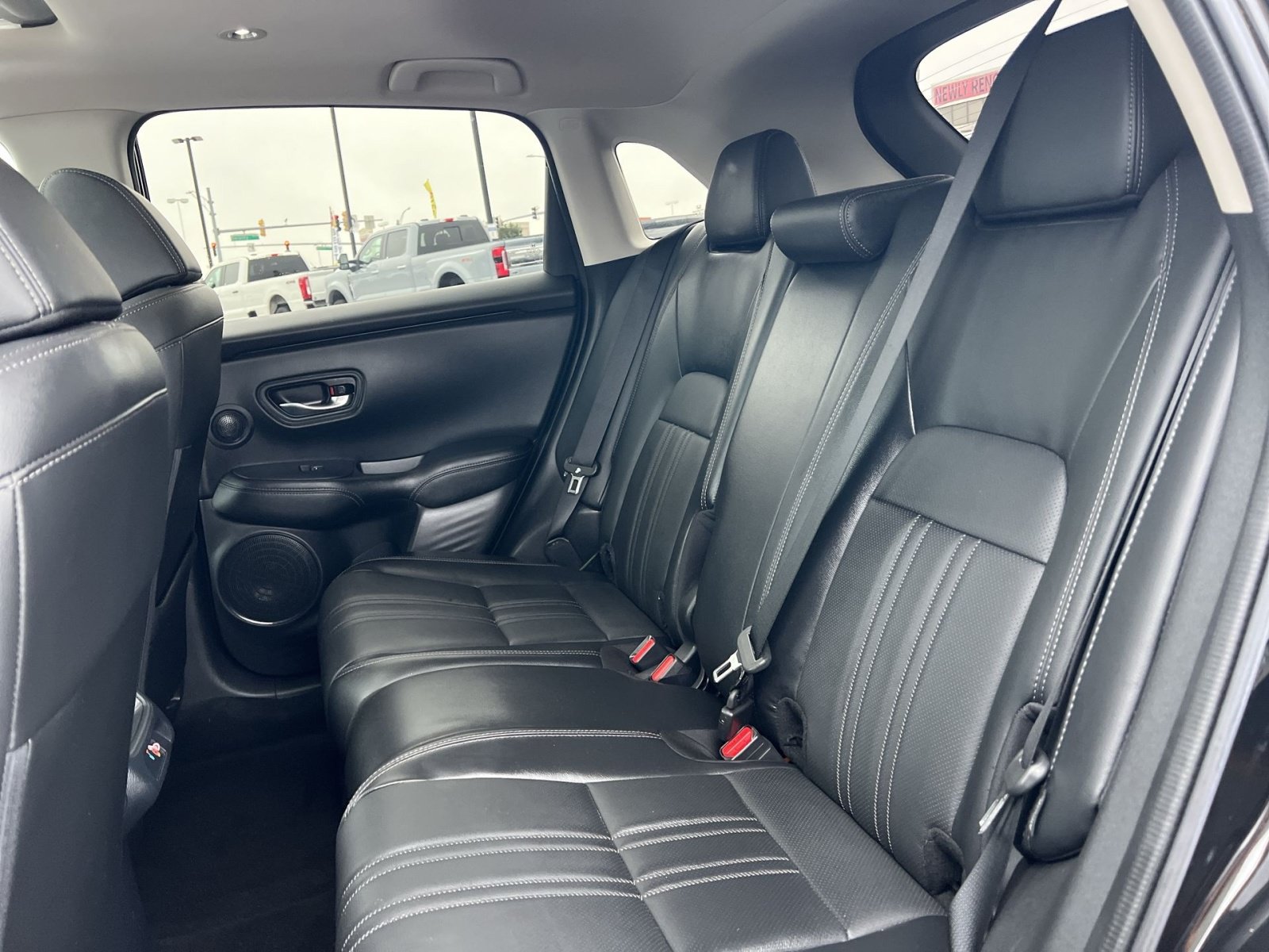 Used 2024 Honda HR-V EX-L image 24