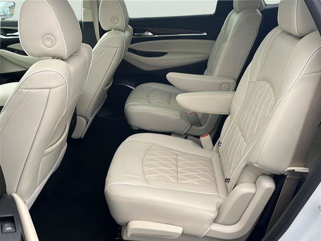 Used 2024 Buick Enclave Avenir w/ Avenir Technology Package AWD/4WD image 17