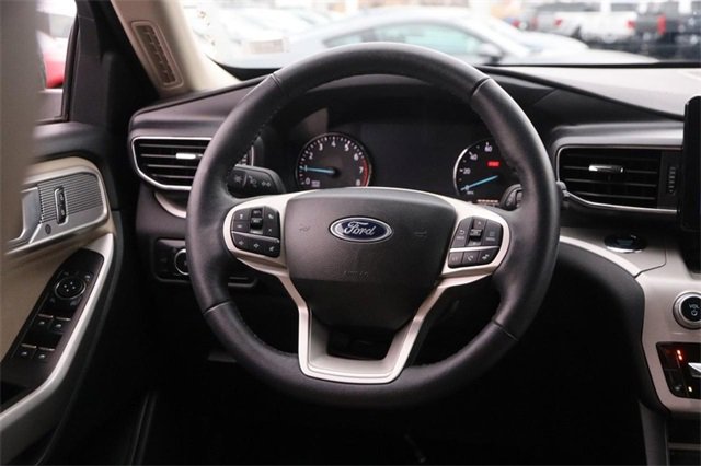 Certified 2023 Ford Explorer XLT w/ Equipment Group 202A image 25