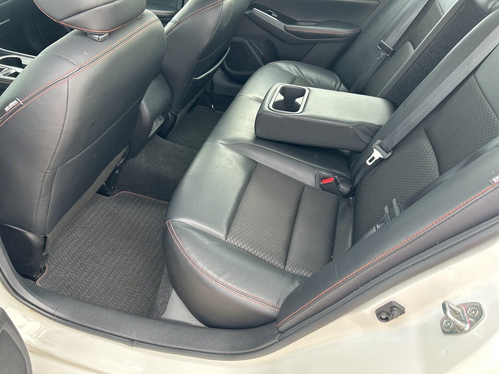 Used 2024 Nissan Altima 2.5 SR FWD image 14