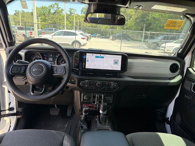 Used 2026 Jeep Gladiator Sport AWD/4WD image 11