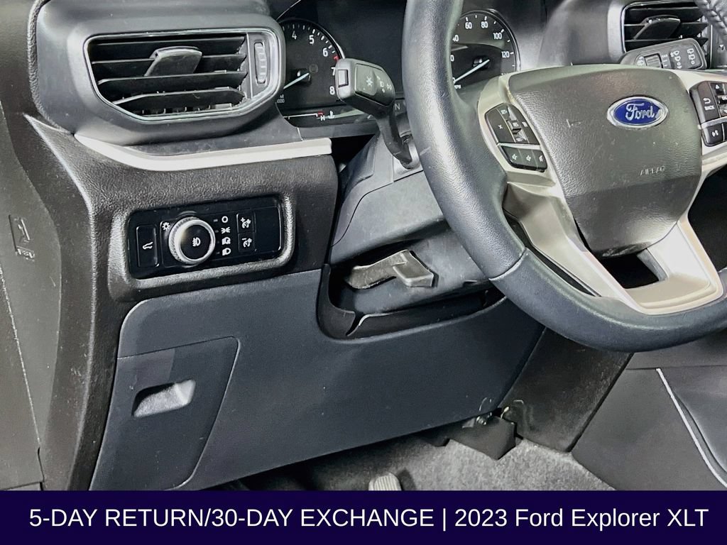 Certified 2023 Ford Explorer XLT w/ Equipment Group 202A AWD/4WD image 12