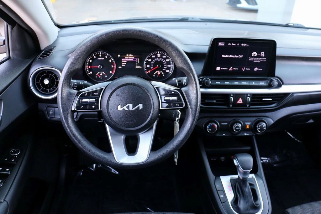 Used 2024 Kia Forte LXS image 19