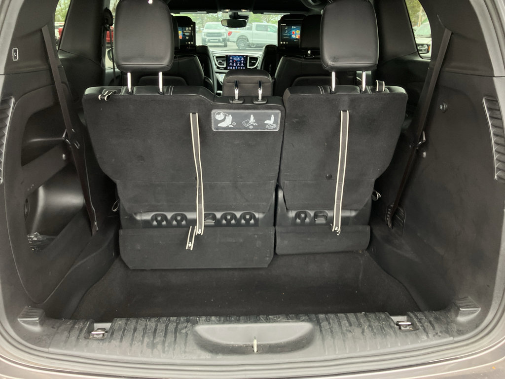 Used 2020 Chrysler Pacifica Touring-L Plus image 36