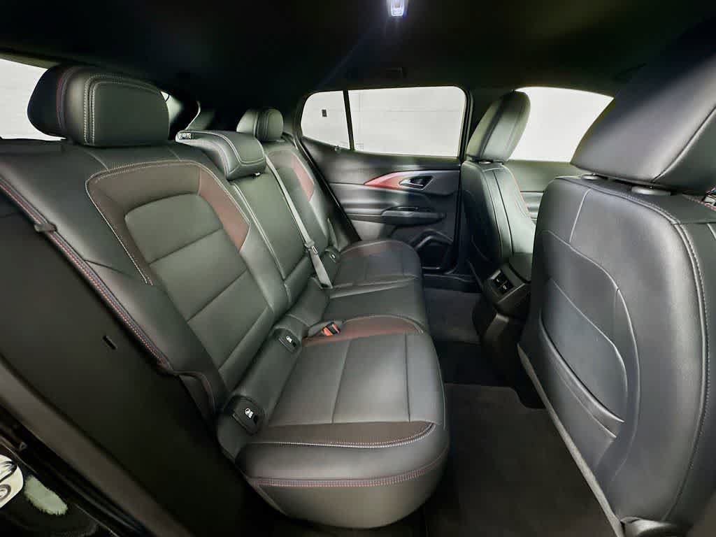 Used 2024 Chevrolet Equinox EV RS FWD image 31
