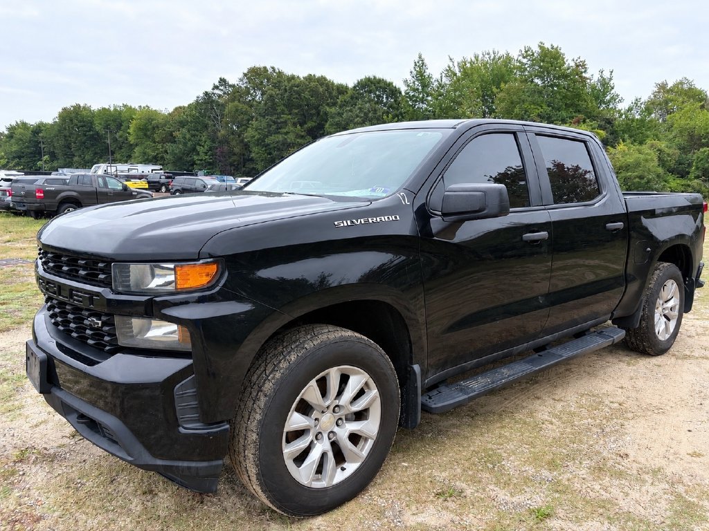 Used 2019 Chevrolet Silverado 1500 Custom w/ Custom Convenience Package AWD/4WD image 8