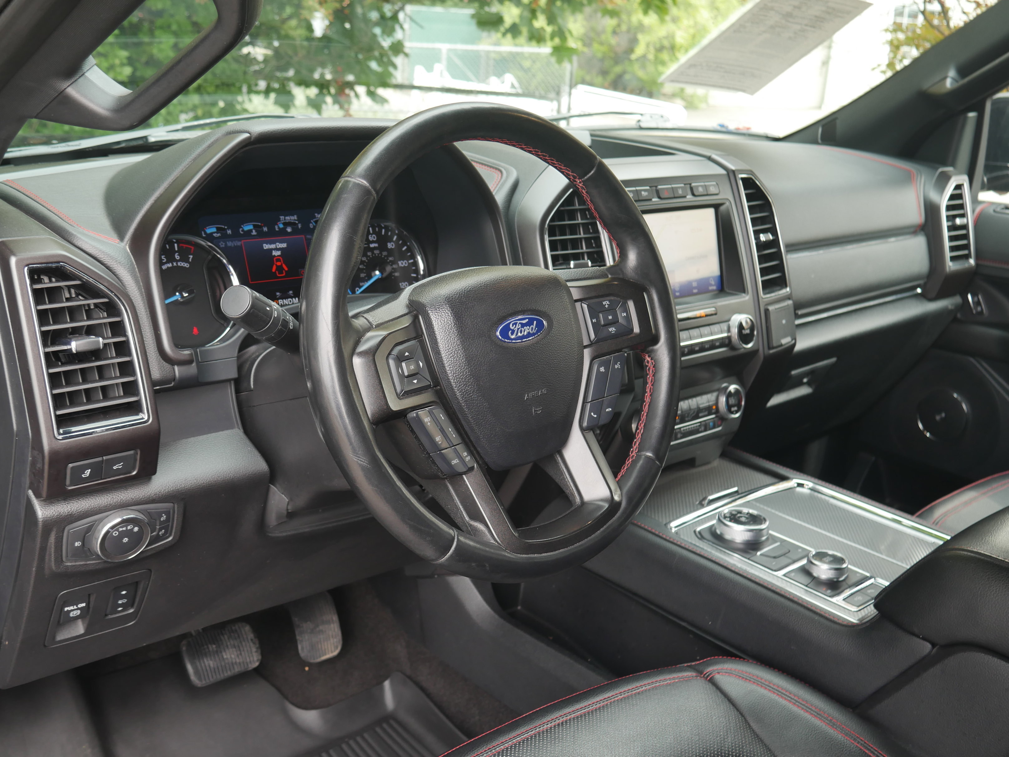 Certified 2021 Ford Expedition Limited AWD/4WD image 4