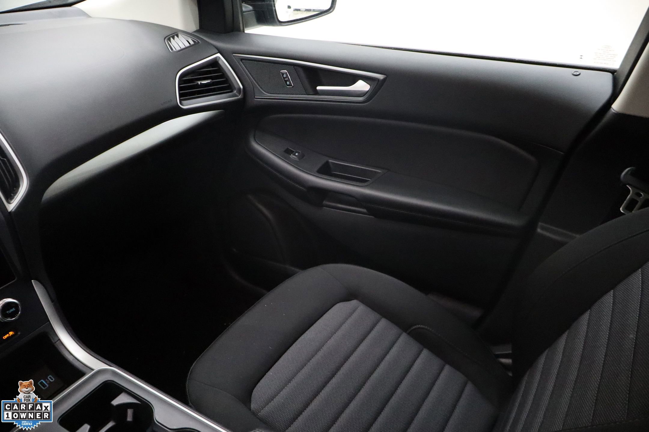 Certified 2023 Ford Edge SE w/ Black Appearance Package AWD/4WD image 25