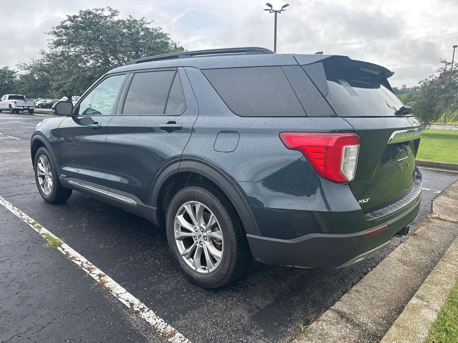 Certified 2024 Ford Explorer XLT w/ Equipment Group 202A AWD/4WD image 12