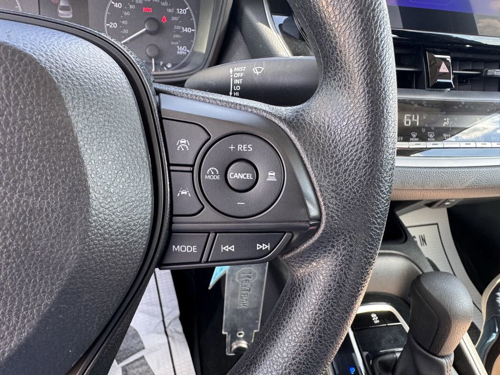 Used 2024 Toyota Corolla LE image 12