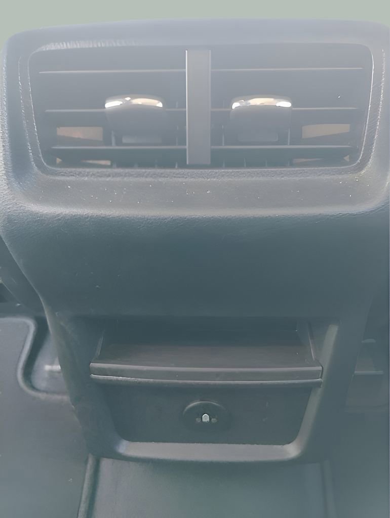 Certified 2024 Ford Edge SEL image 30