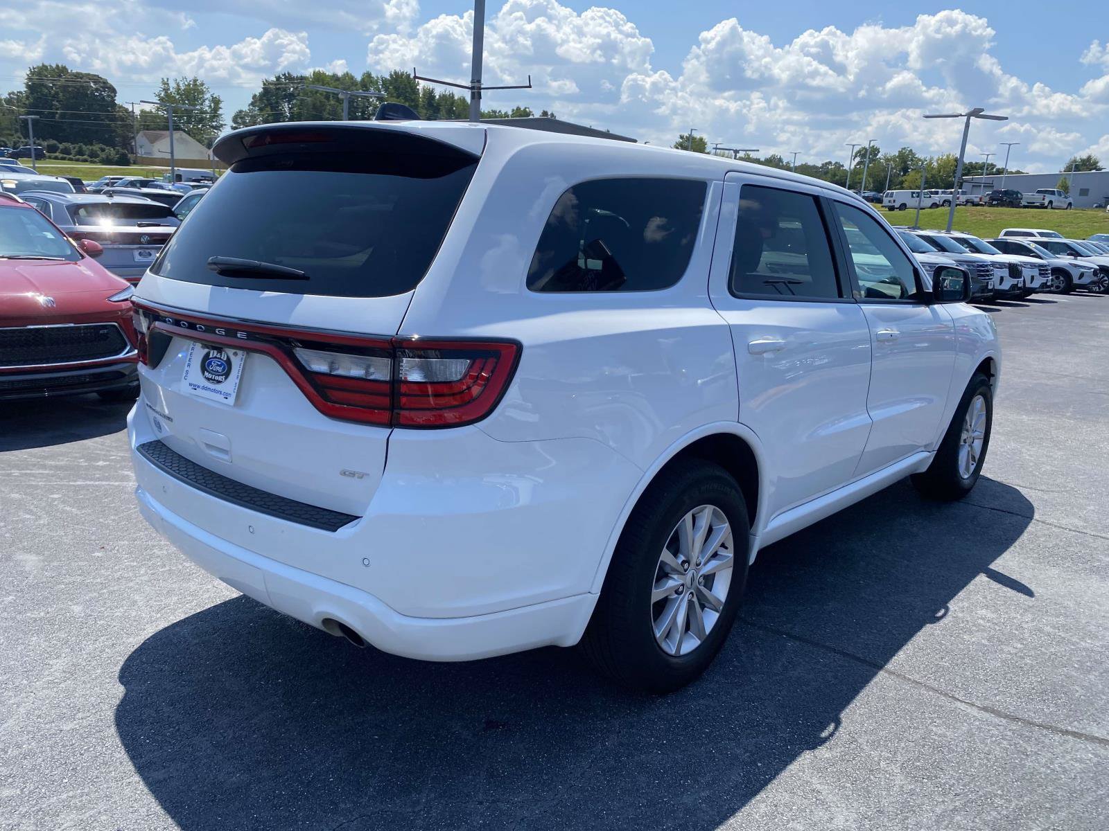 Used 2025 Dodge Durango GT RWD image 7