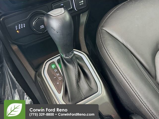 Used 2020 Jeep Renegade Limited image 16