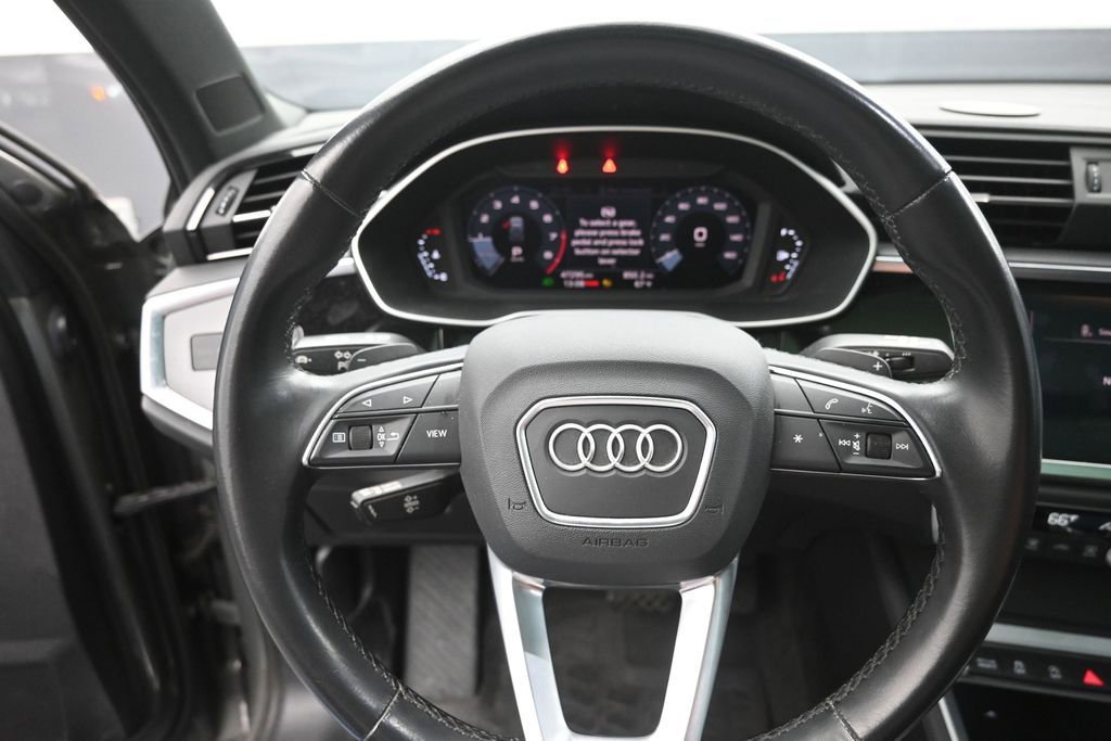 Used 2021 Audi Q3 2.0T Premium w/ Convenience Package AWD/4WD image 30