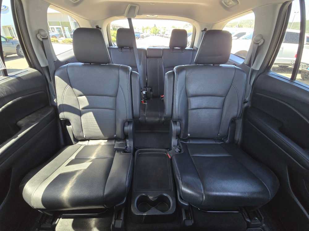 Used 2017 Honda Pilot Elite image 18