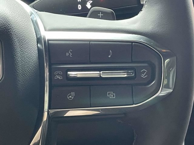 Used 2026 GMC Yukon Elevation w/ LPO, Elevation Black Package RWD image 17