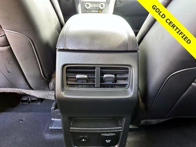 Certified 2024 Ford Edge SEL w/ Convenience Package image 9