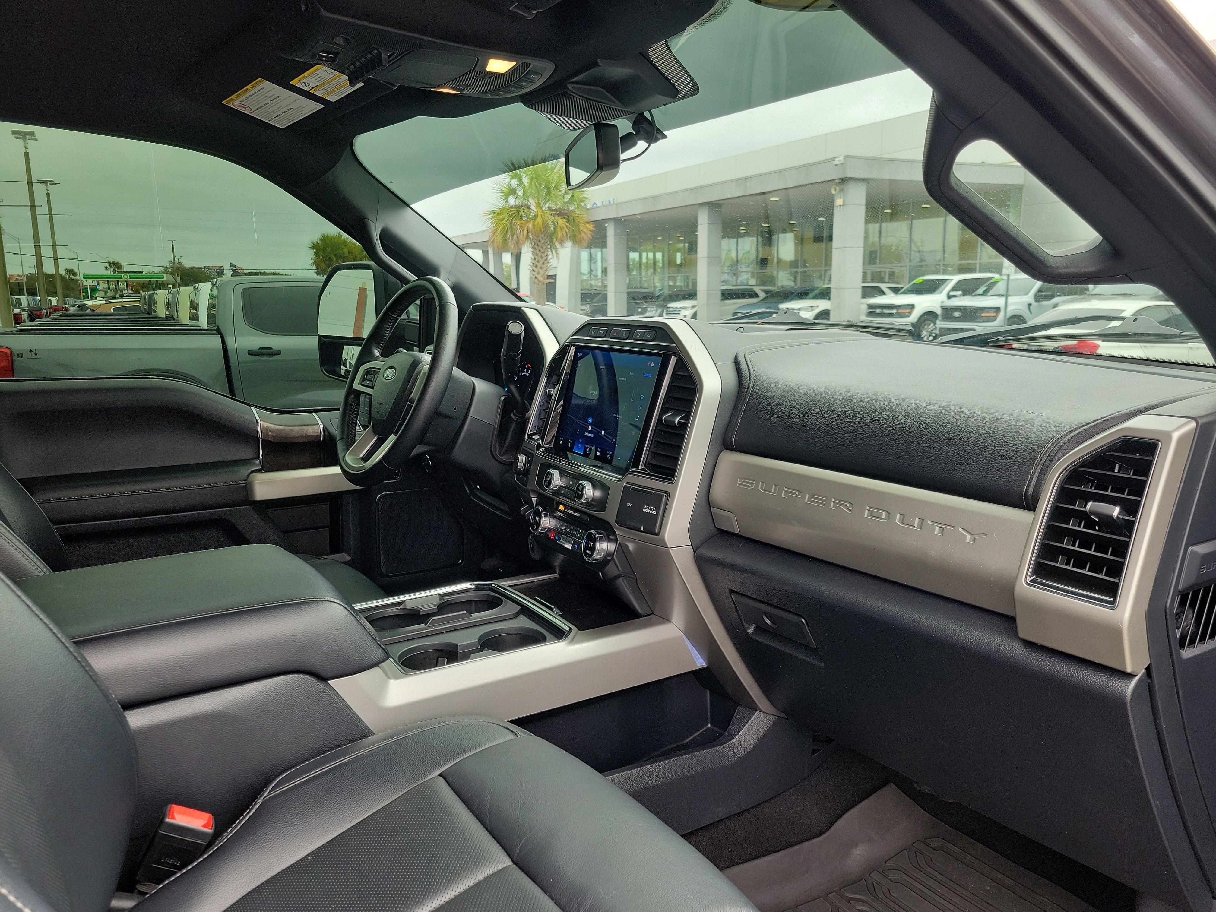 Certified 2022 Ford F250 Lariat w/ Tremor Off-Road Package image 29