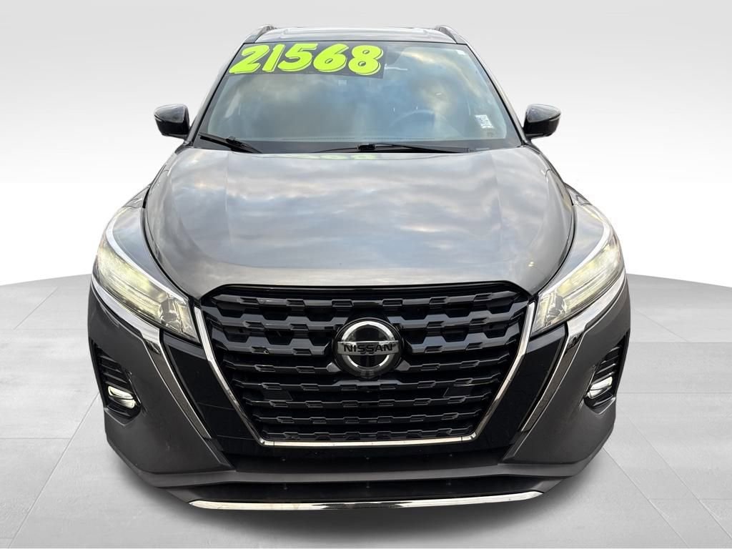 Used 2021 Nissan Kicks SR image 8