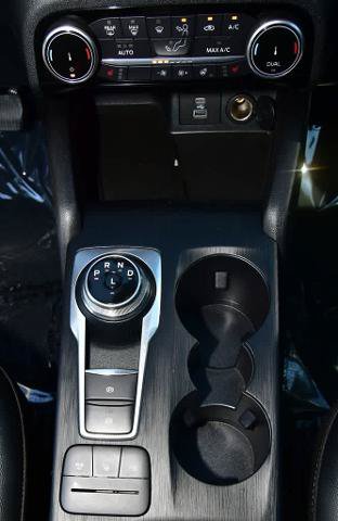 Certified 2022 Ford Escape Titanium w/ Titanium Elite Package FWD image 22