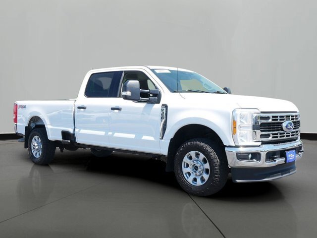 Certified 2023 Ford F350 XLT w/ FX4 Off-Road Package AWD/4WD image 4