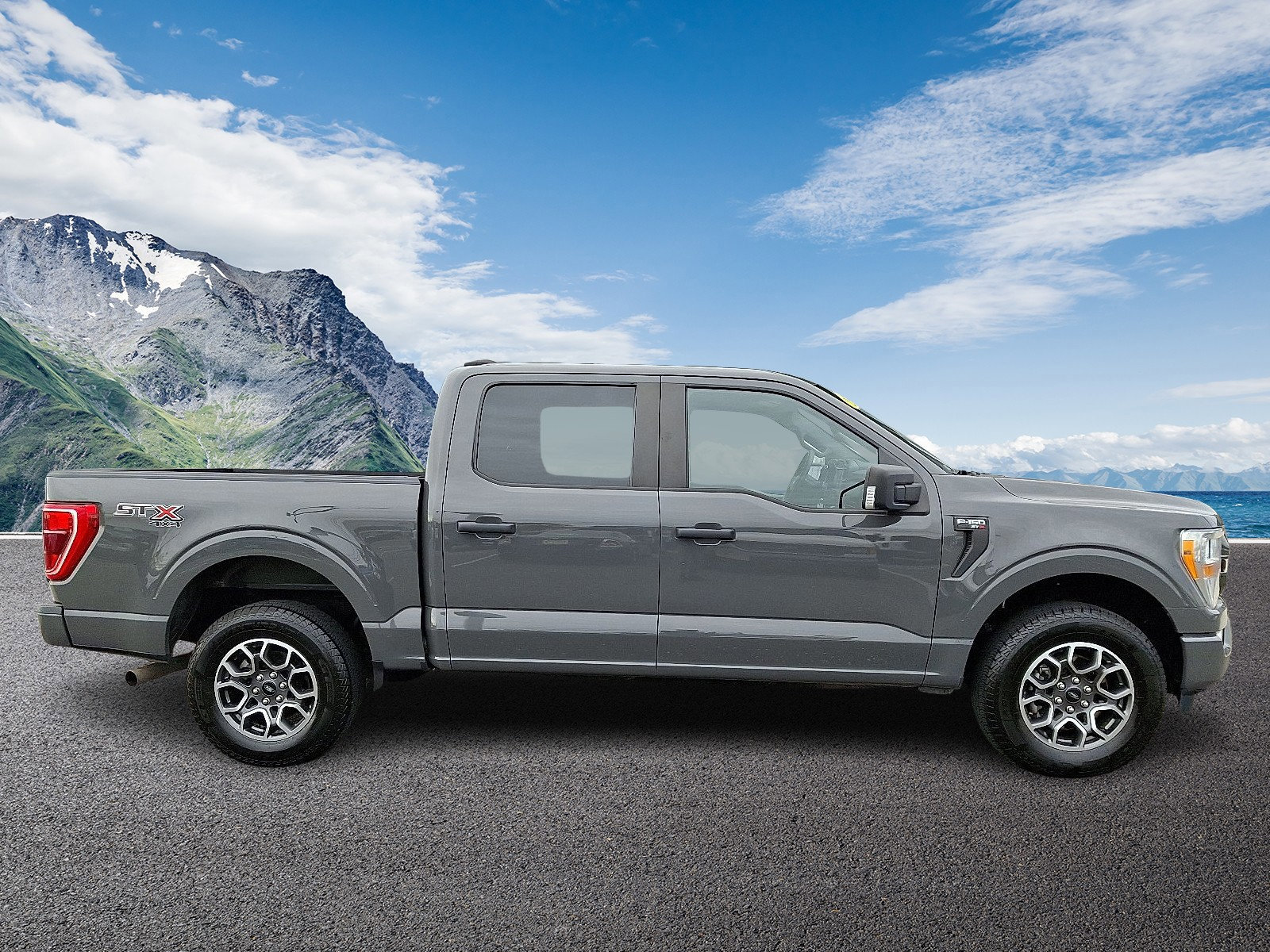 Certified 2021 Ford F150 XL w/ STX Appearance Package image 5