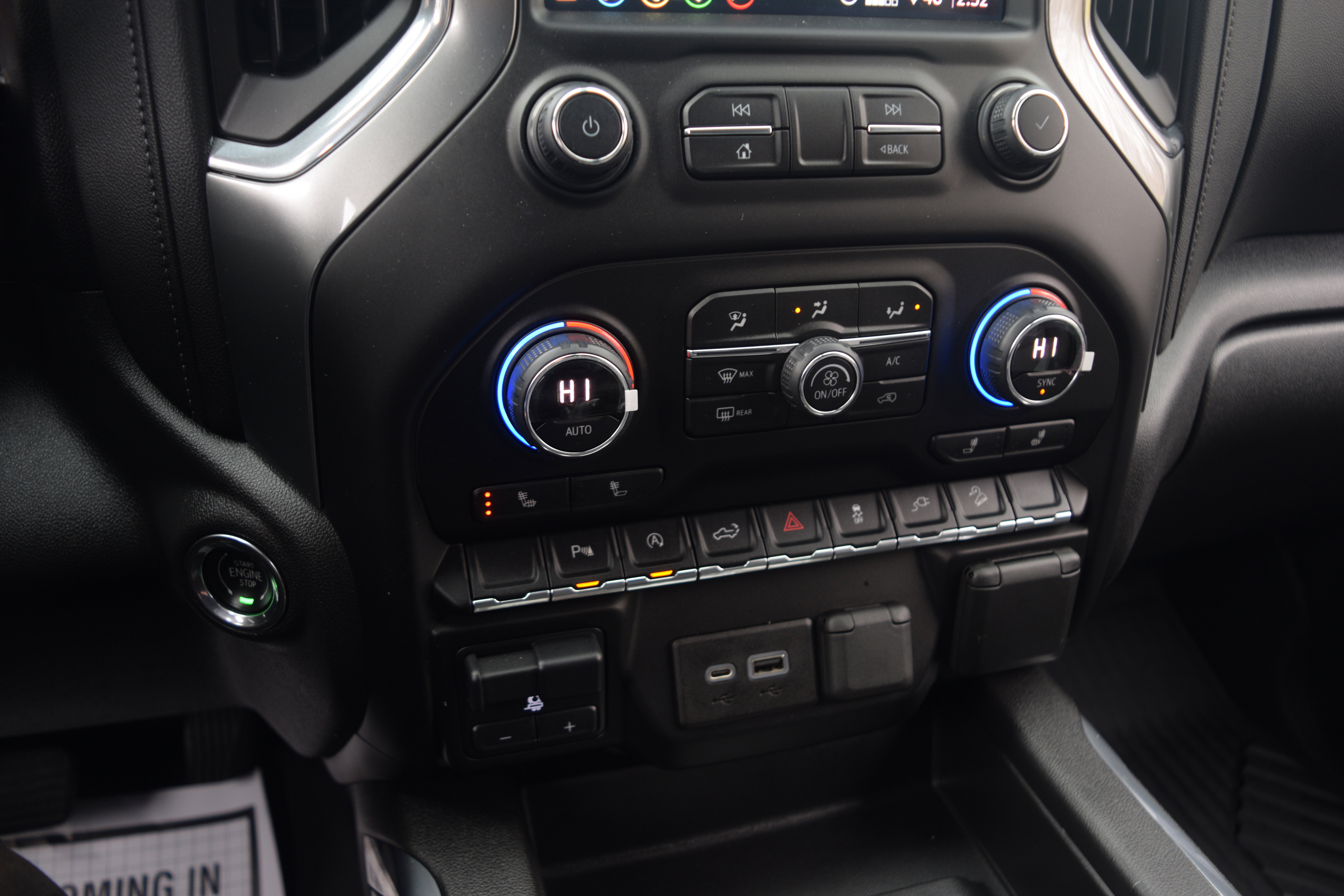 Used 2020 Chevrolet Silverado 1500 LT Trail Boss image 11