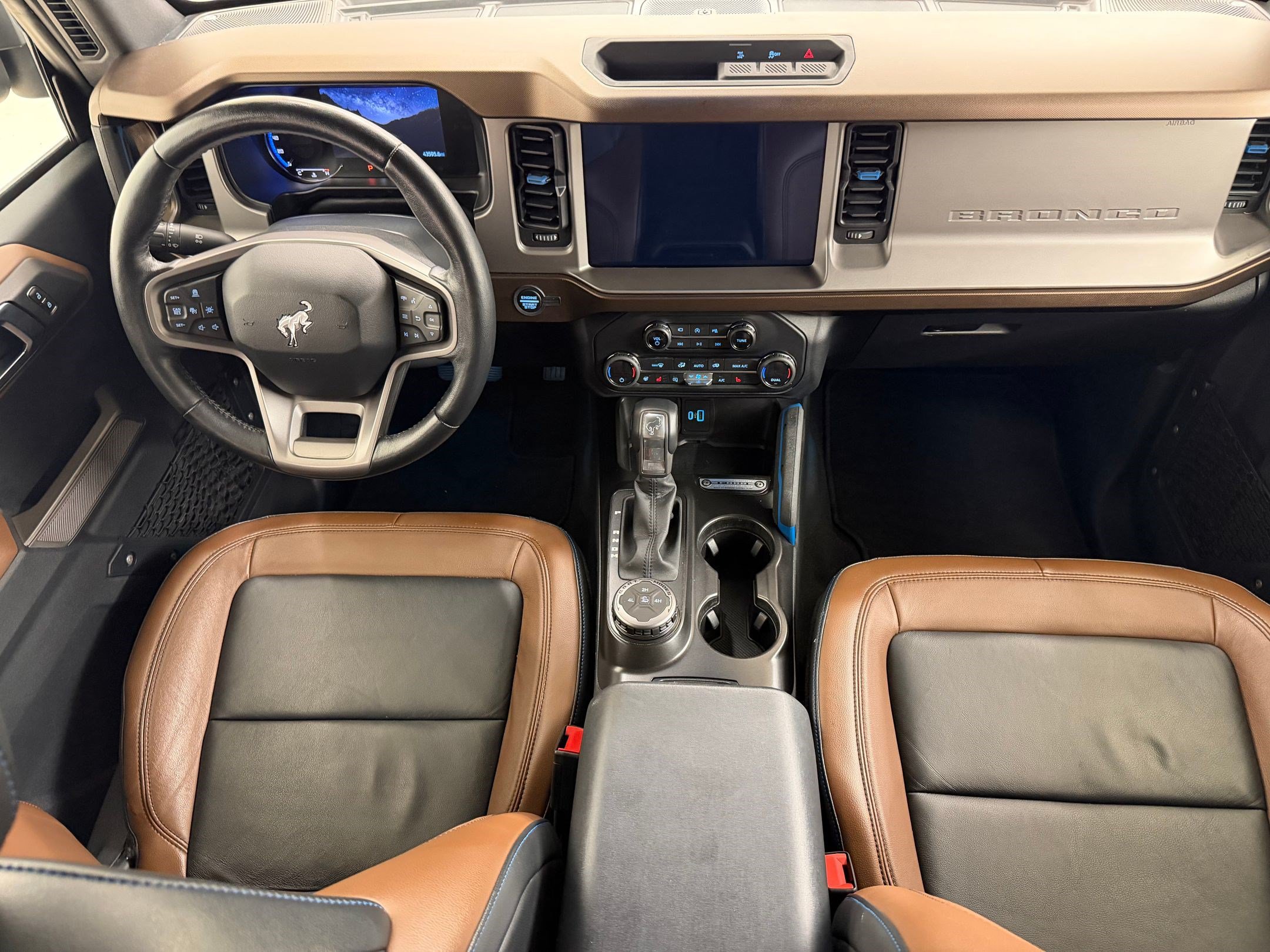 Certified 2021 Ford Bronco Outer Banks AWD/4WD image 15