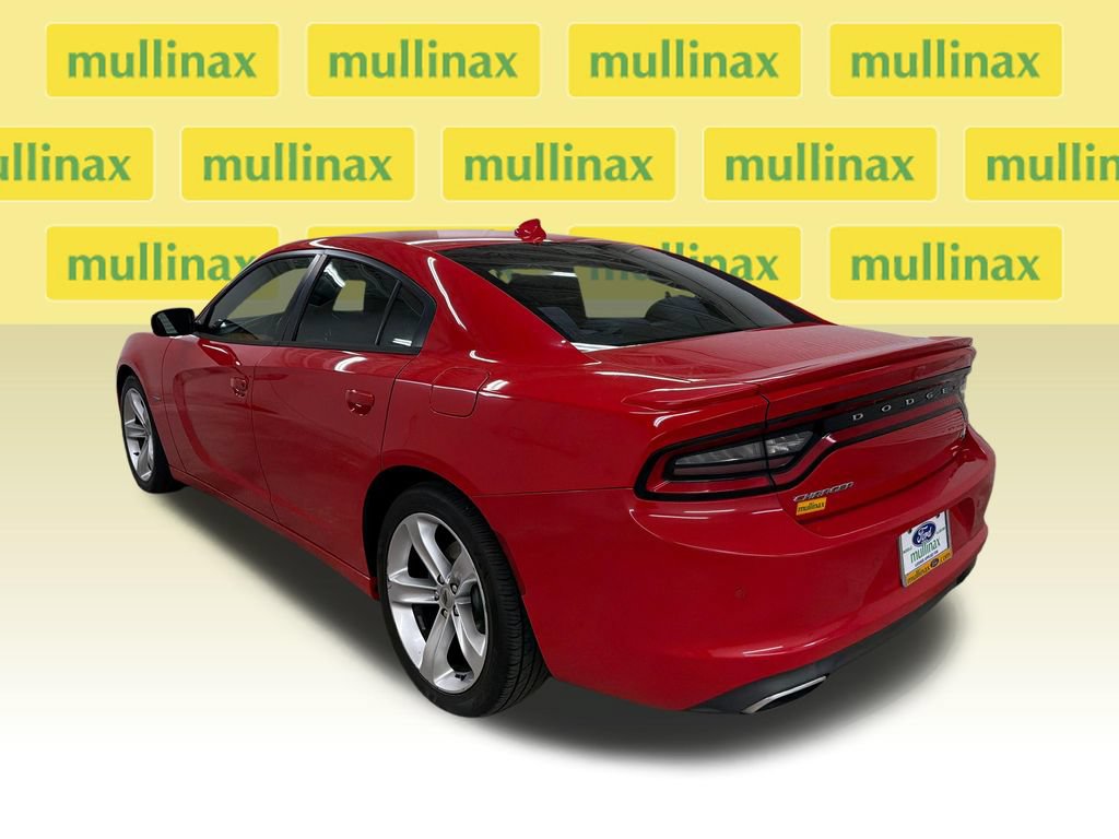 Used 2018 Dodge Charger R/T RWD image 10