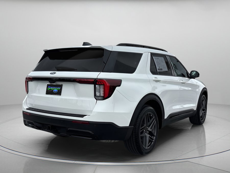 Certified 2025 Ford Explorer ST-Line w/ Premium Package image 4