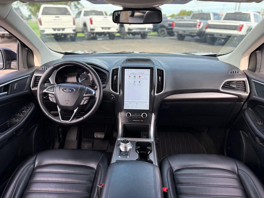 Certified 2024 Ford Edge SEL w/ Convenience Package AWD/4WD image 2