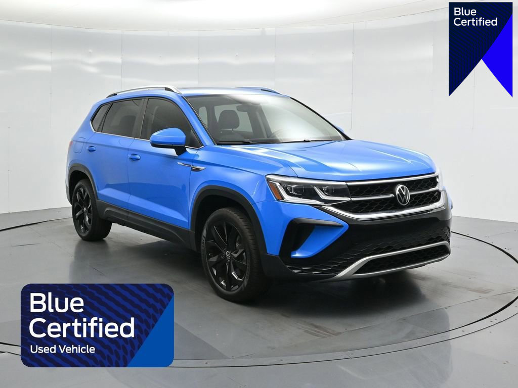 Used 2022 Volkswagen Taos SEL w/ Panoramic Sunroof Package