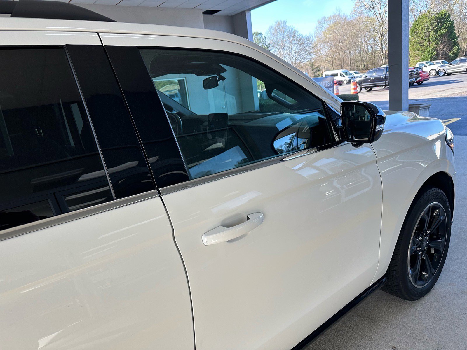 Certified 2023 Ford Expedition Max Limited image 4