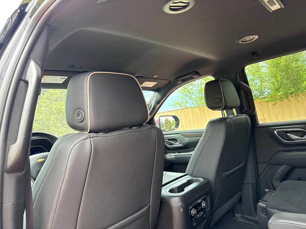 Used 2024 Chevrolet Tahoe Premier AWD/4WD image 21