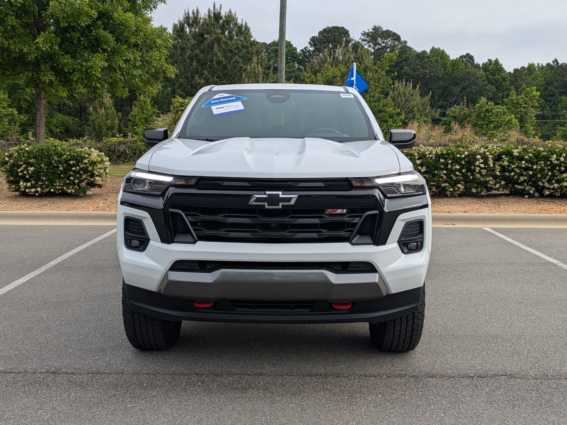 Used 2024 Chevrolet Colorado Z71 w/ Z71 Convenience Package 2 AWD/4WD image 9