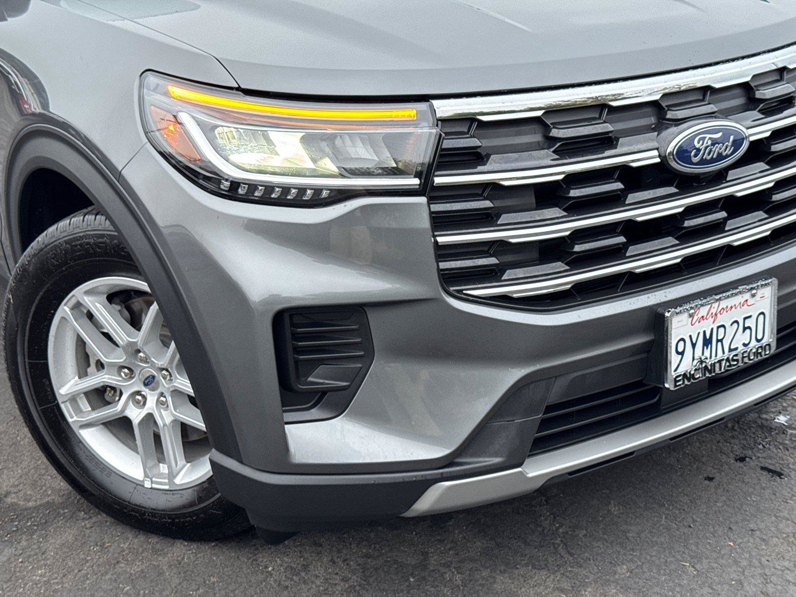 Certified 2026 Ford Explorer Active RWD image 3