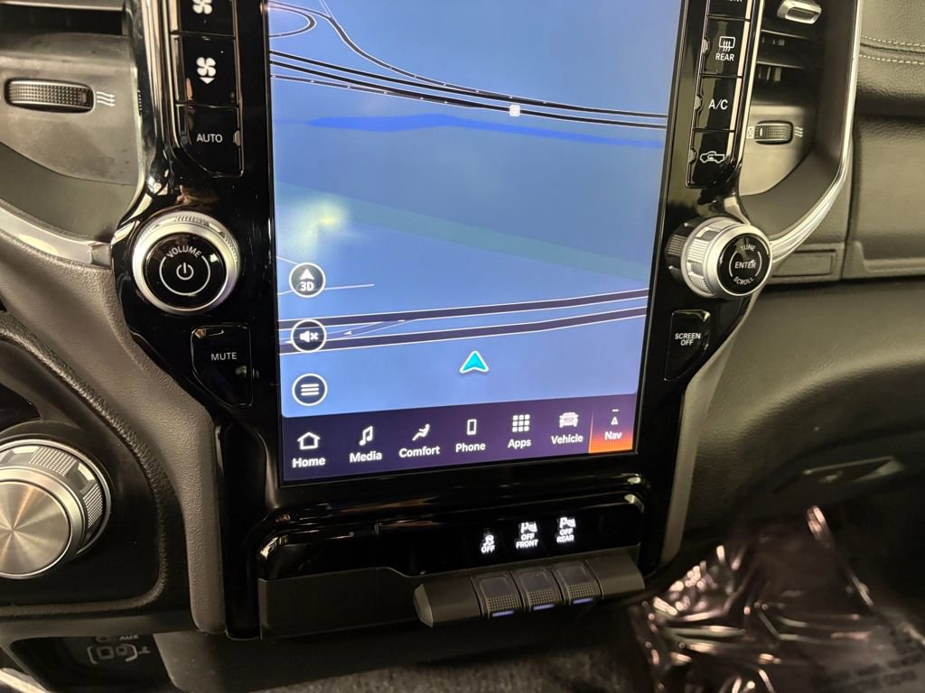 Used 2025 RAM 1500 Laramie image 20