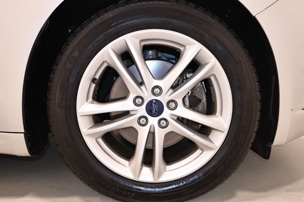 Certified 2018 Ford Fusion SE FWD image 37