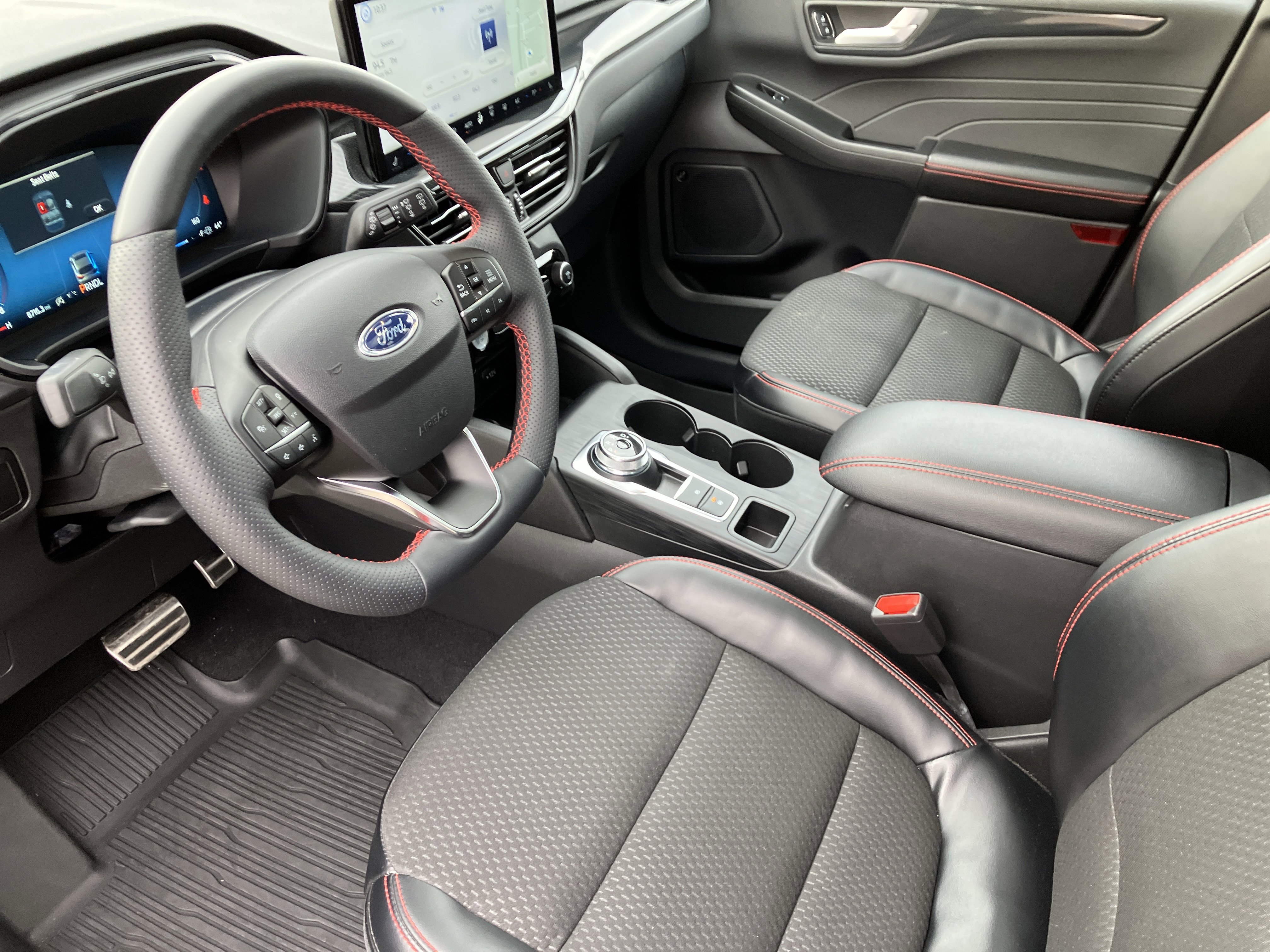 Certified 2023 Ford Escape ST-Line Select w/ Tech Pack #2 image 21