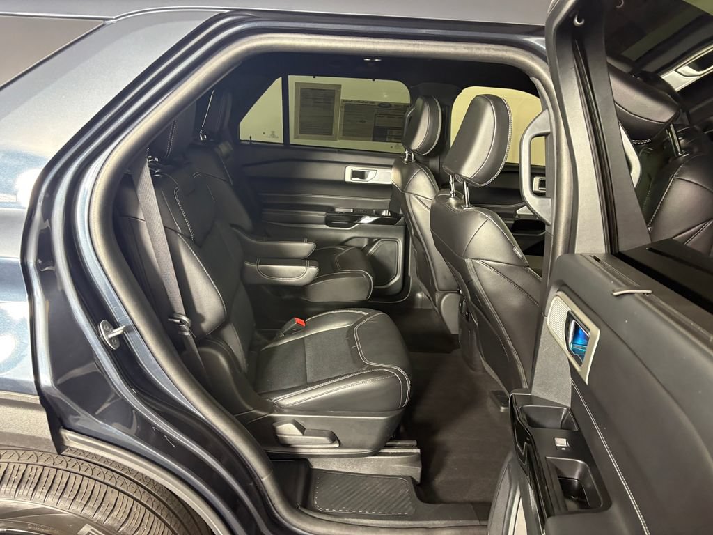 Certified 2024 Ford Explorer ST w/ Equipment Group 401A AWD/4WD image 39